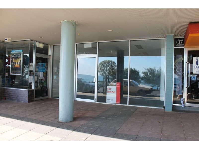 2/17 The Esplanade, Cowes VIC 3922