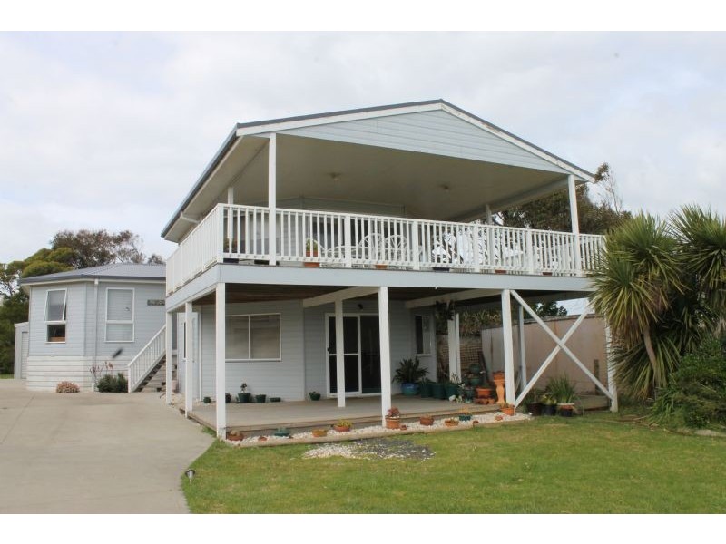 15 The Esplanade, Ventnor VIC 3922