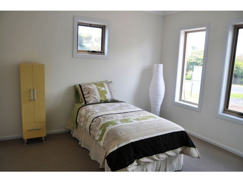 1A Malay Street, Cowes VIC 3922