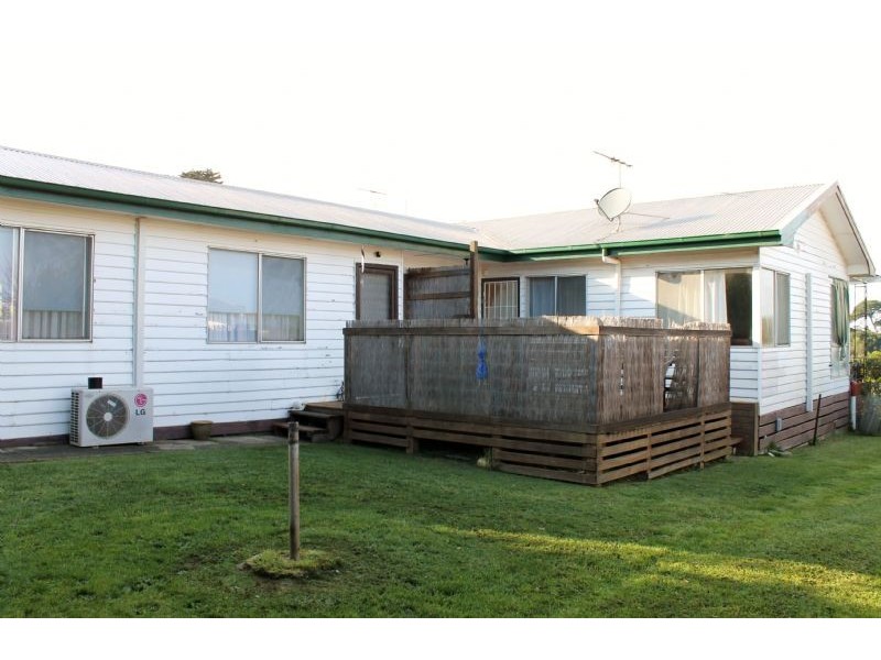 10 Anderson Street, San Remo VIC 3925