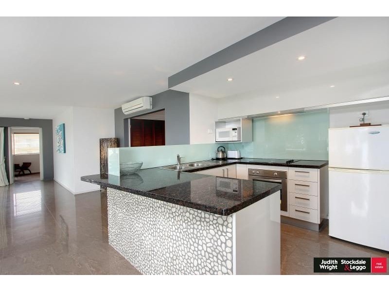 5/2-4 Warley Avenue, Cowes VIC 3922