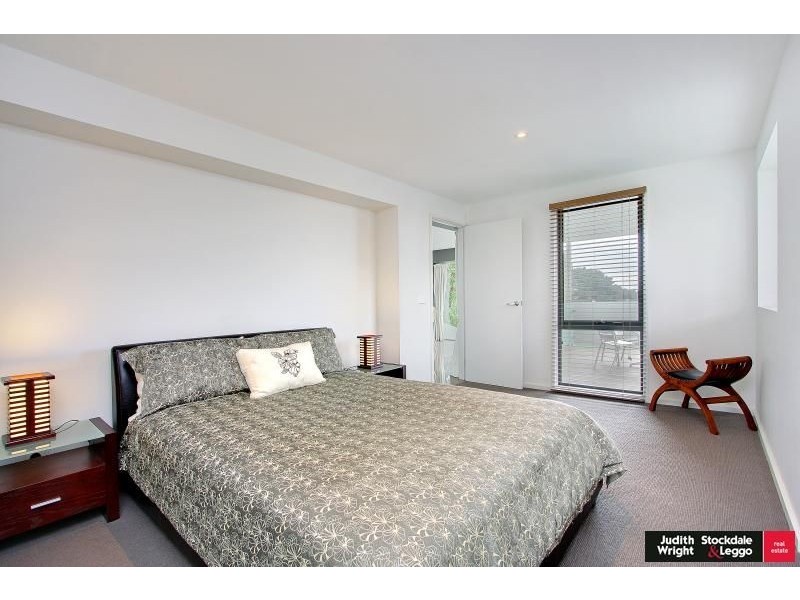 5/2-4 Warley Avenue, Cowes VIC 3922