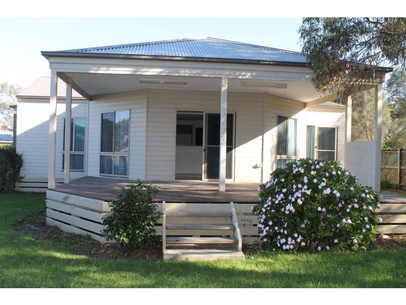 8 Wattle Close, Cowes VIC 3922