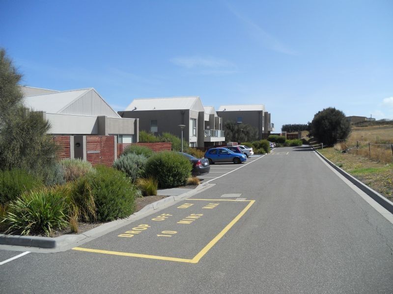 2.6/126 Shetland Heights Road, San Remo VIC 3925