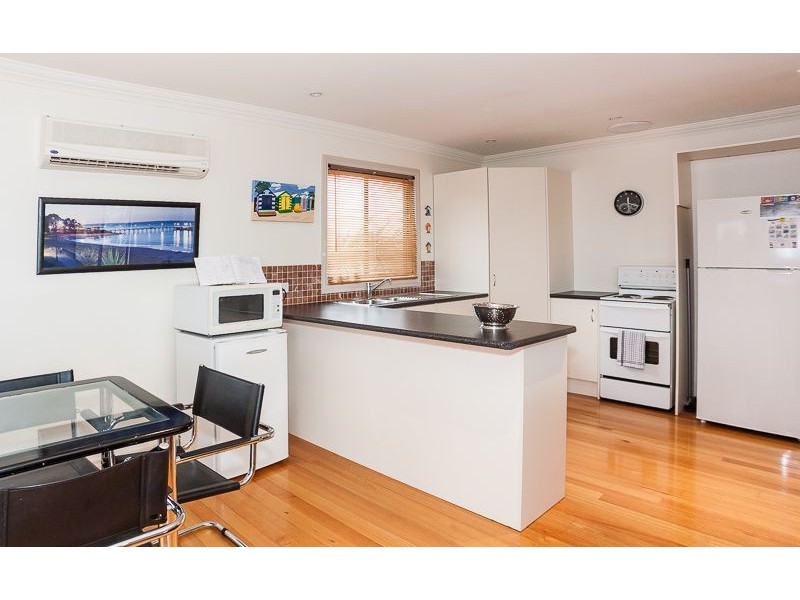 7 Chloe Close, Cowes VIC 3922