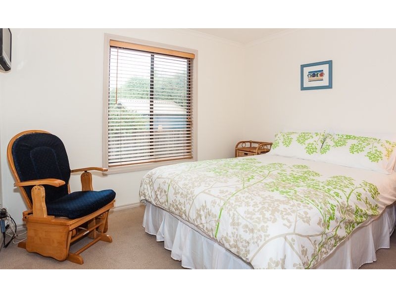 7 Chloe Close, Cowes VIC 3922