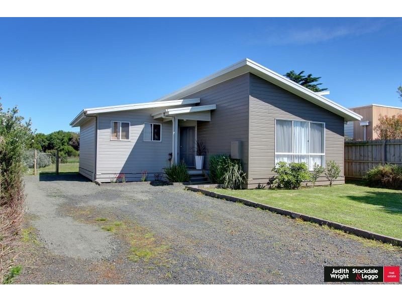 16 Gemma Street, Sunderland Bay VIC 3922