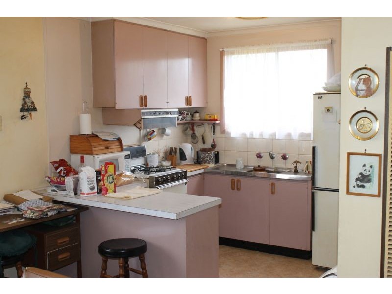 4 Alvina Cres, Surf Beach VIC 3922