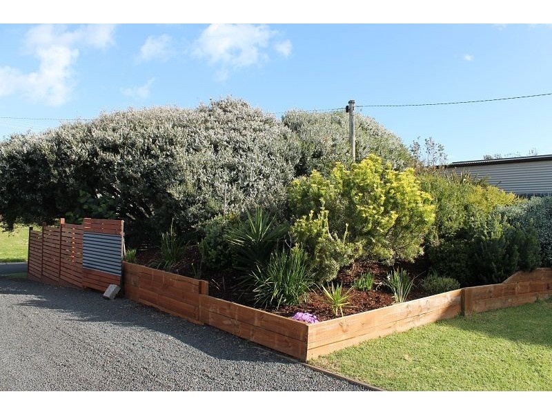 80 Ocean Reach, Cape Woolamai VIC 3925