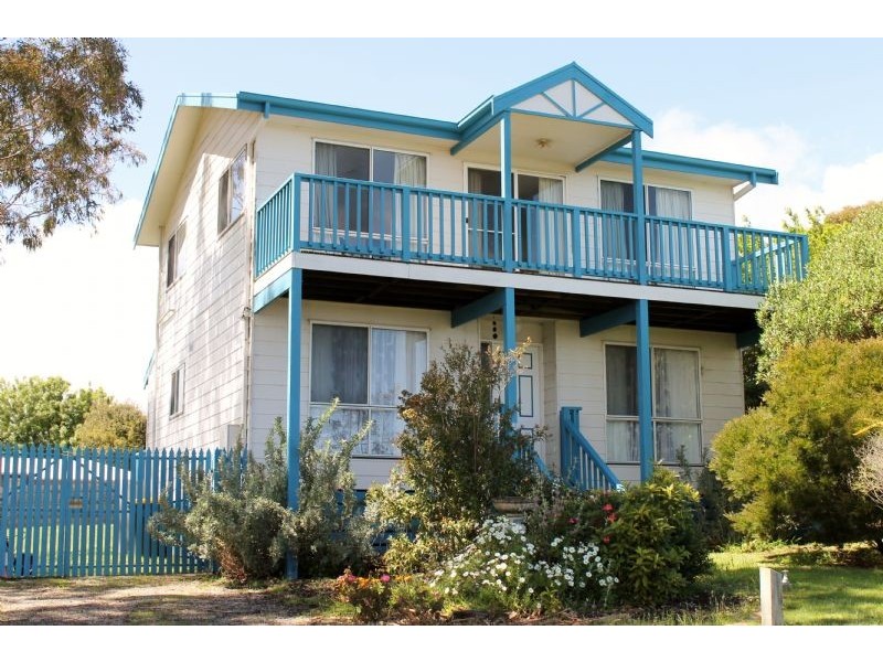 11 Kedah Road, Cowes VIC 3922