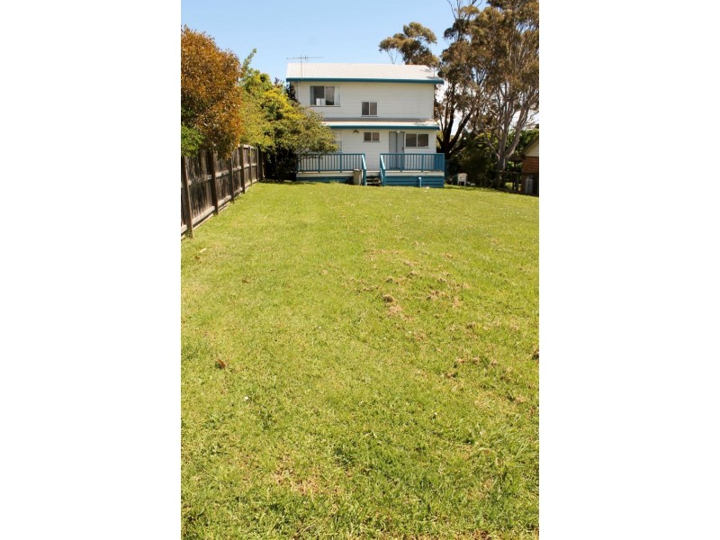 11 Kedah Road, Cowes VIC 3922