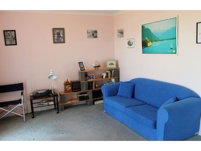11 Kedah Road, Cowes VIC 3922