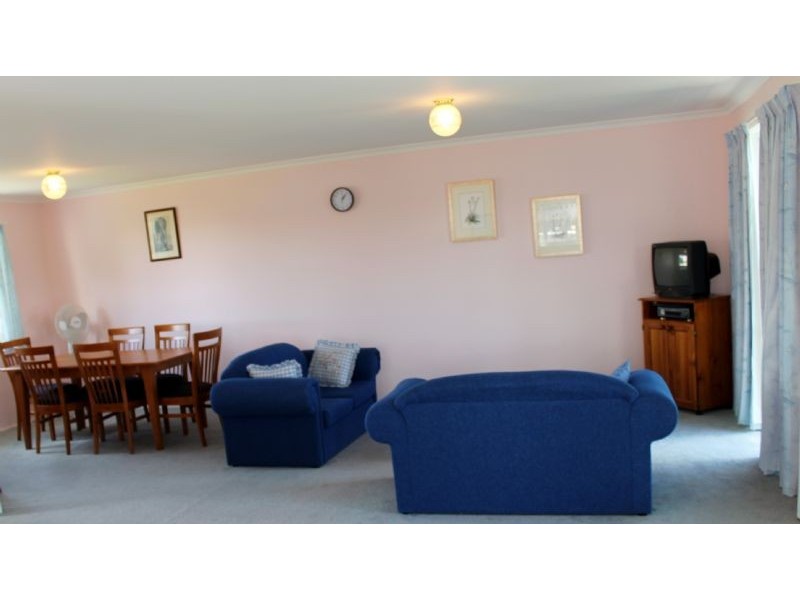 11 Kedah Road, Cowes VIC 3922