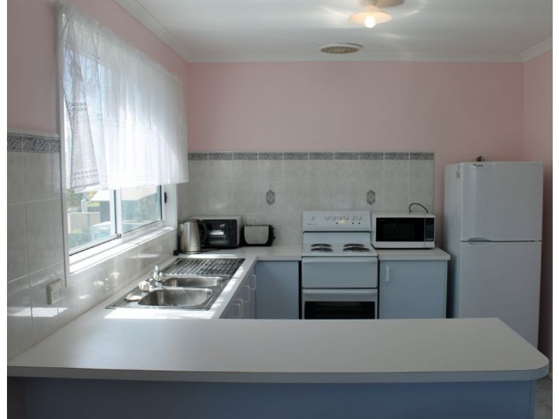 11 Kedah Road, Cowes VIC 3922