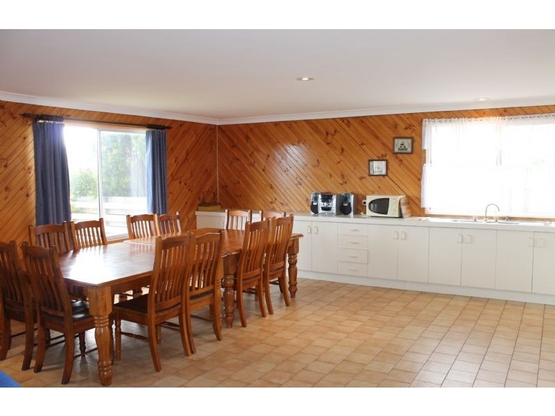 5 Sinclair Avenue, Surf Beach VIC 3922