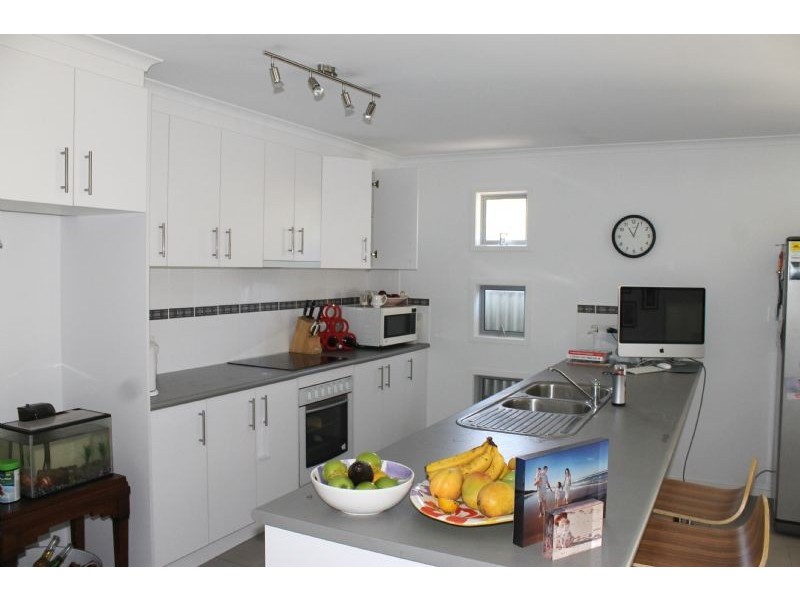 33 Phillip Island Road, Surf Beach VIC 3922