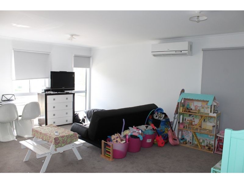 33 Phillip Island Road, Surf Beach VIC 3922