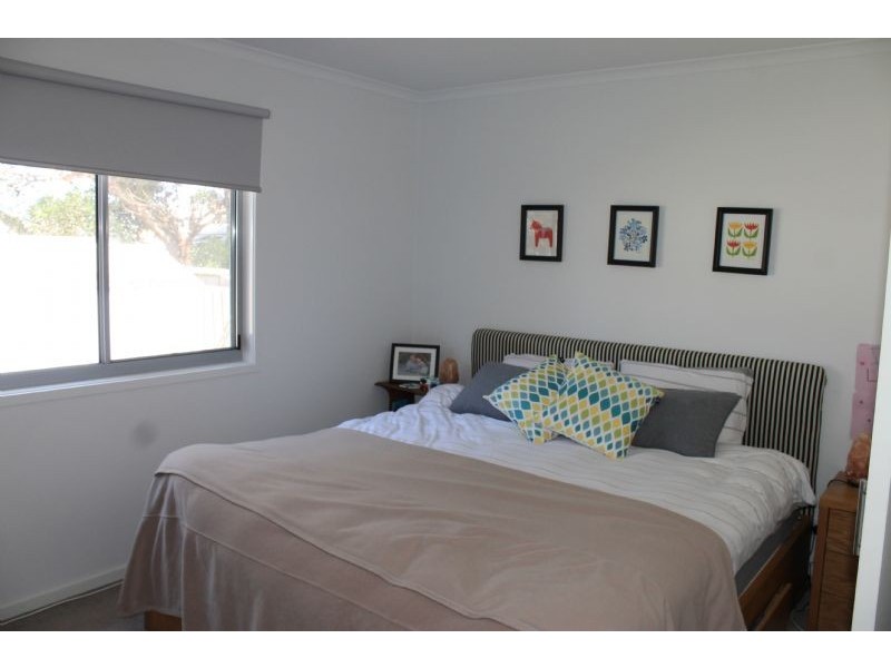 33 Phillip Island Road, Surf Beach VIC 3922