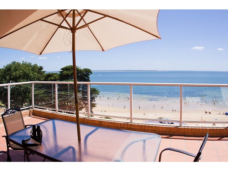 17/15-16 The Esplanade, Cowes VIC 3922