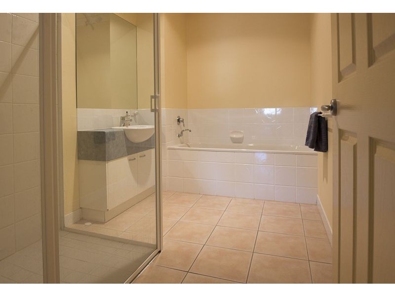 17/15-16 The Esplanade, Cowes VIC 3922