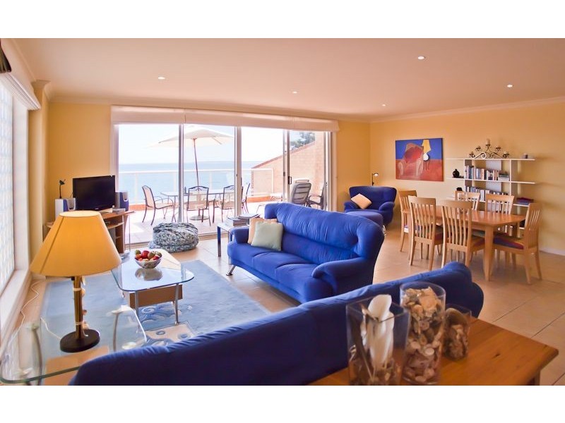 17/15-16 The Esplanade, Cowes VIC 3922