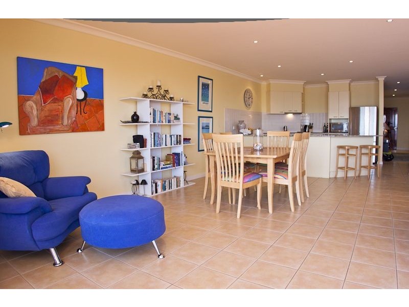 17/15-16 The Esplanade, Cowes VIC 3922