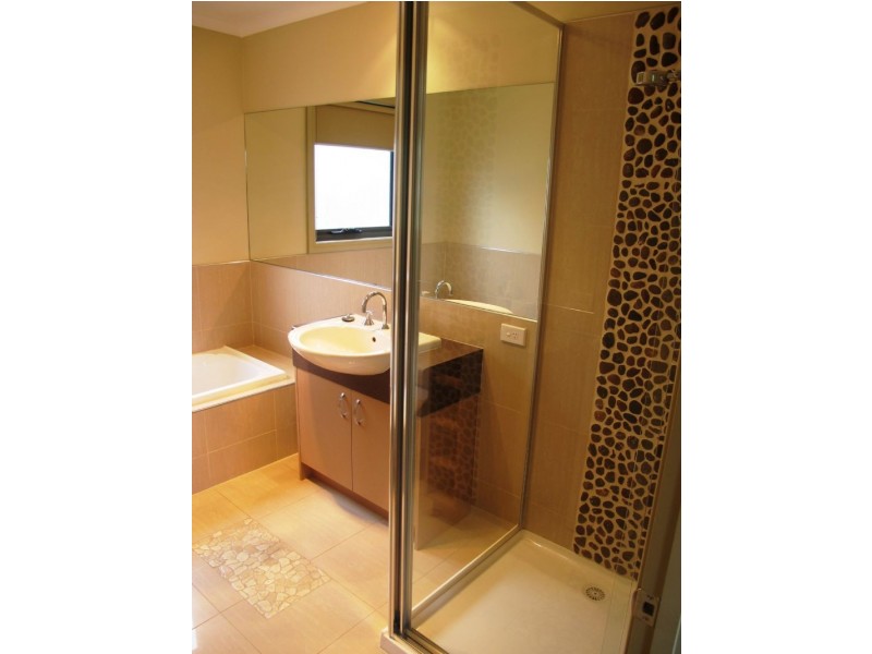 143 Church Street, Cowes VIC 3922