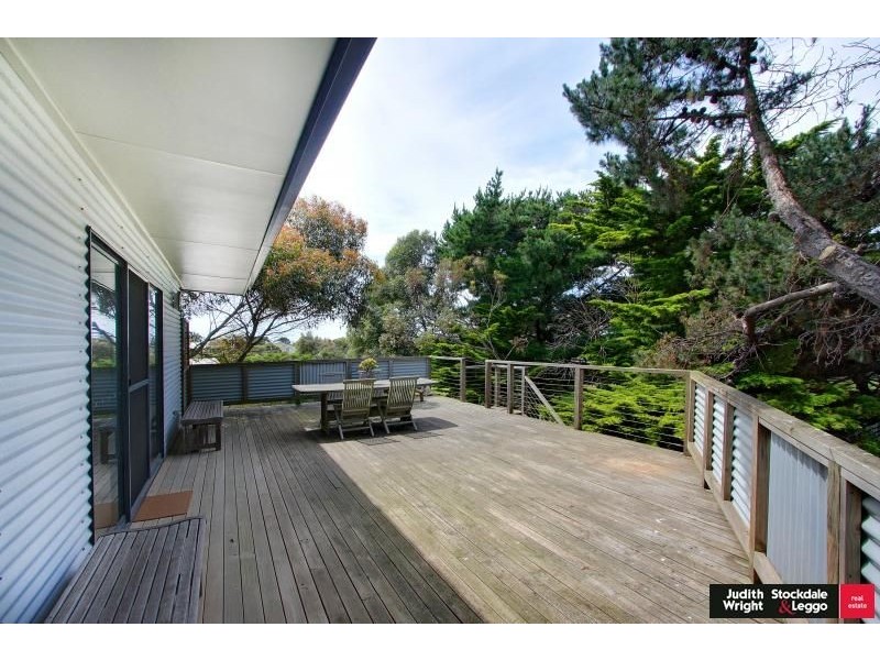 25 Batman Avenue, Surf Beach VIC 3922