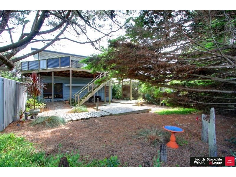 25 Batman Avenue, Surf Beach VIC 3922