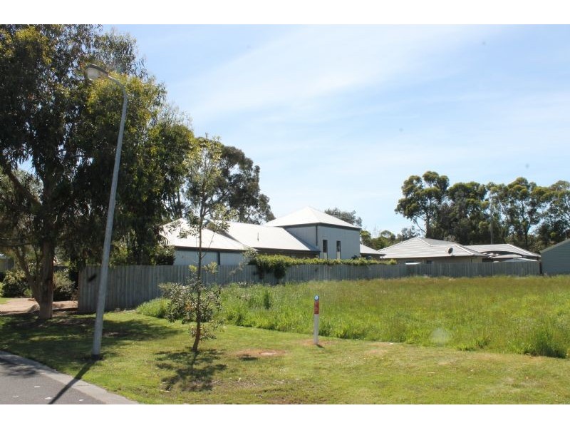 2 Tedwood Court, Silverleaves VIC 3922