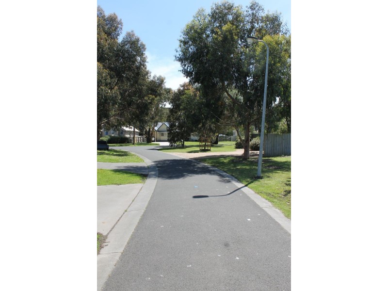 2 Tedwood Court, Silverleaves VIC 3922