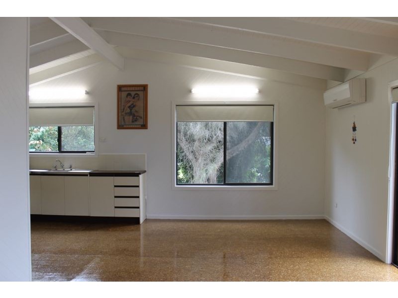 8 Hastings Street, Rhyll VIC 3923