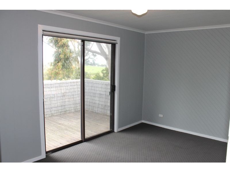 8 Hastings Street, Rhyll VIC 3923