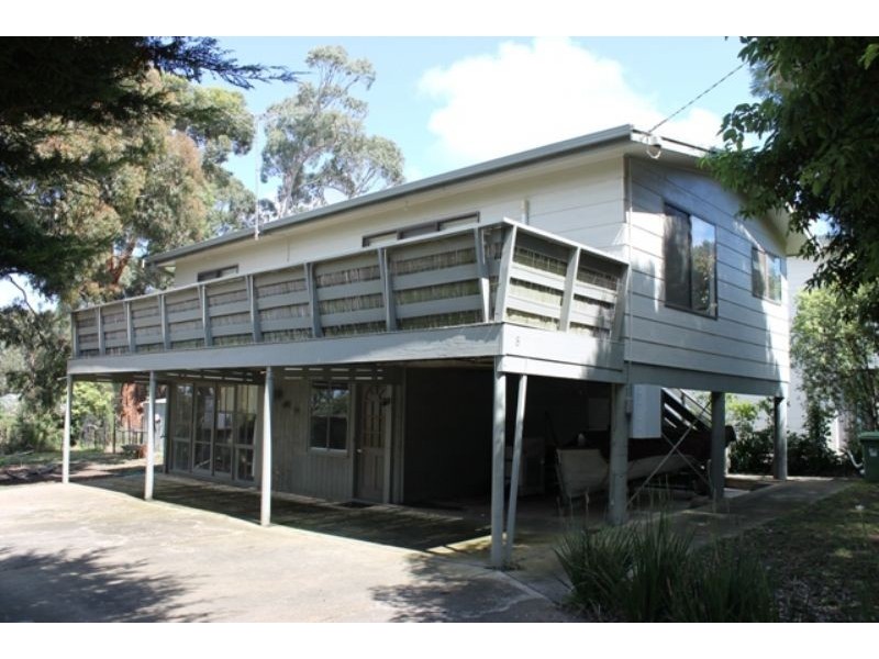 8 Hastings Street, Rhyll VIC 3923