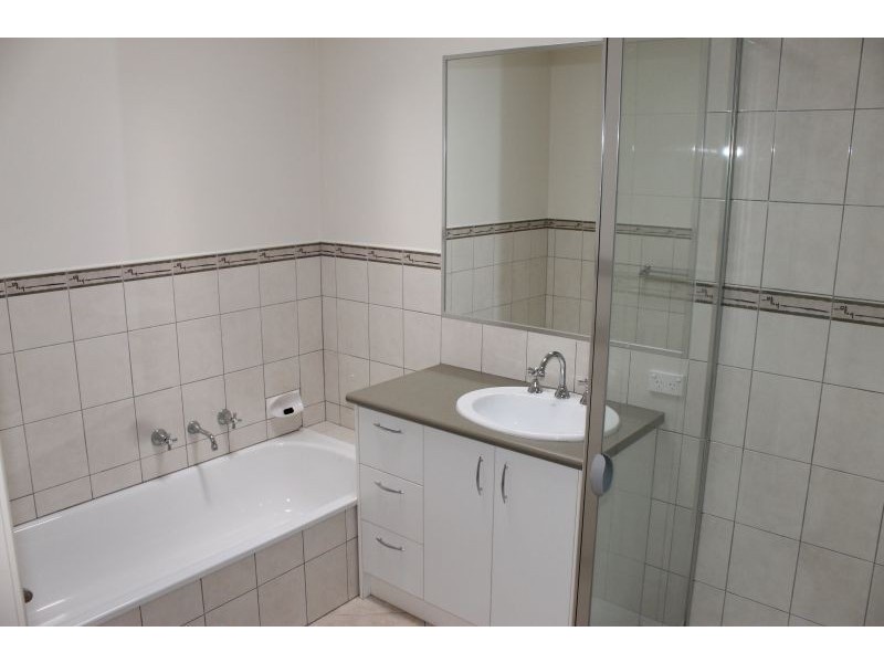 2/62 Walton Street, Cowes VIC 3922