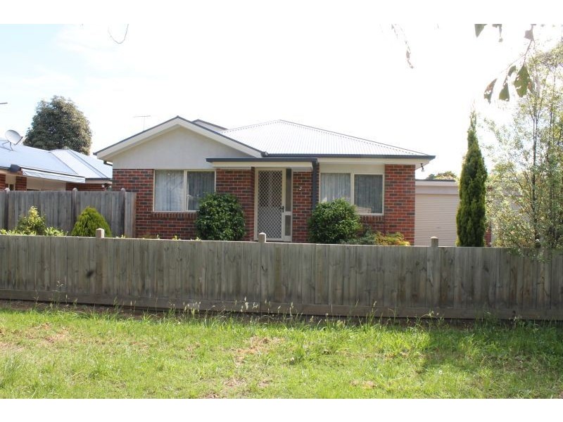 2/62 Walton Street, Cowes VIC 3922