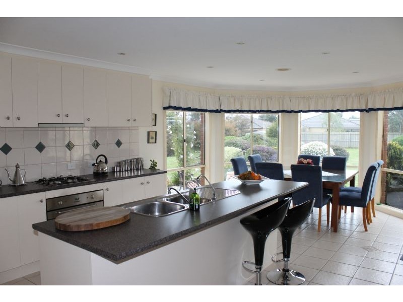 27 Ventnor Road, Cowes VIC 3922