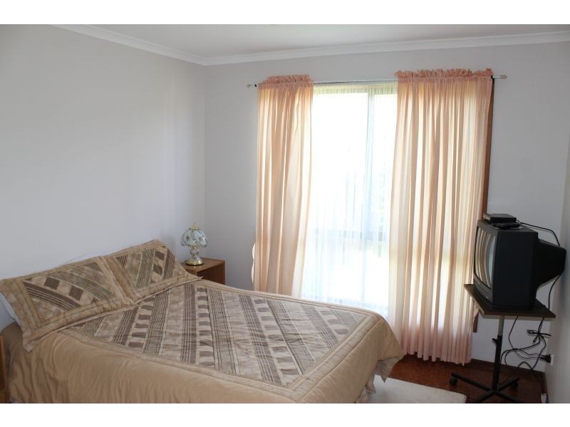 26 San Remo Crescent, Sunset Strip VIC 3922