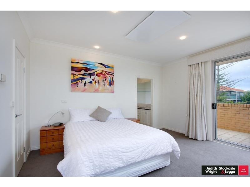 10/17 The Esplanade, Cowes VIC 3922