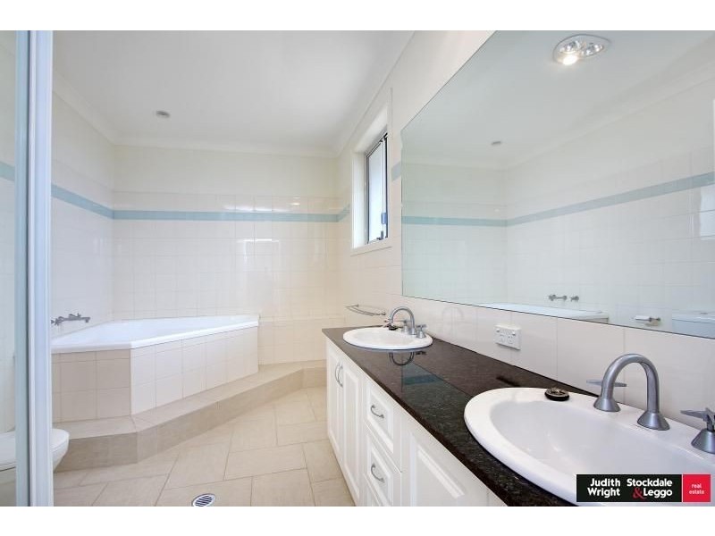 10/17 The Esplanade, Cowes VIC 3922