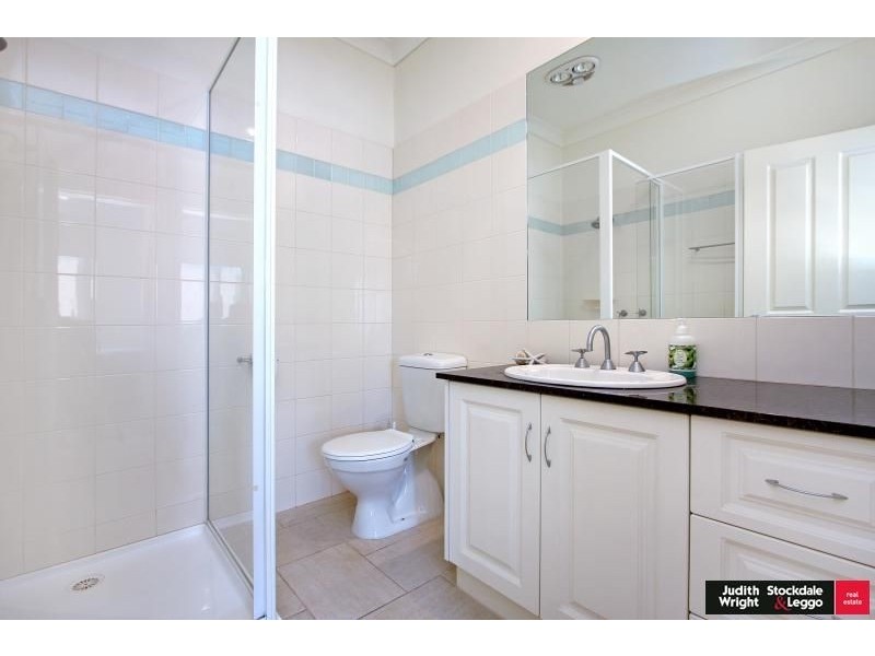 10/17 The Esplanade, Cowes VIC 3922