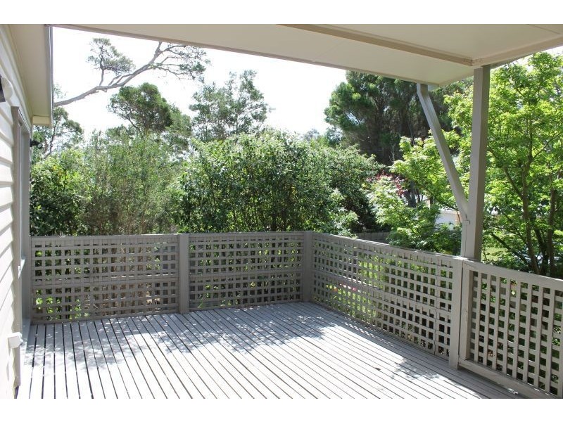 21 Hobsons Parade, Cowes VIC 3922