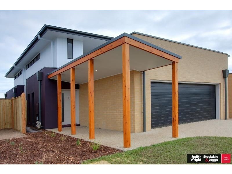 9 Pobblebonk Place, Cowes VIC 3922