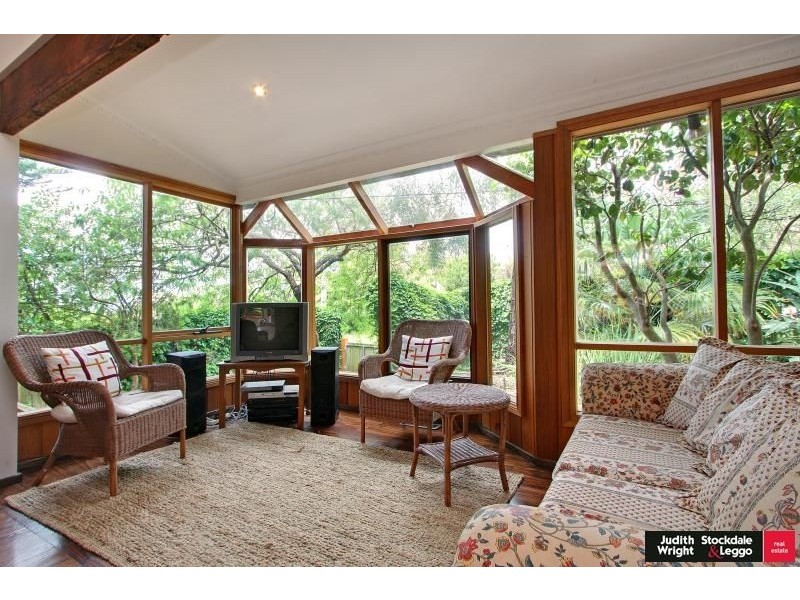 4 Hollywood Crescent, Smiths Beach VIC 3922