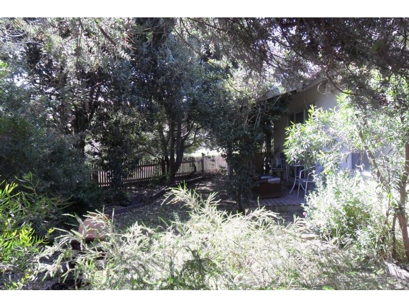 6 St Georges Road, Cowes VIC 3922