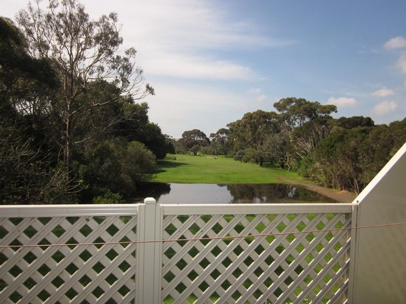 1/34 Dunsmore Road, Cowes VIC 3922