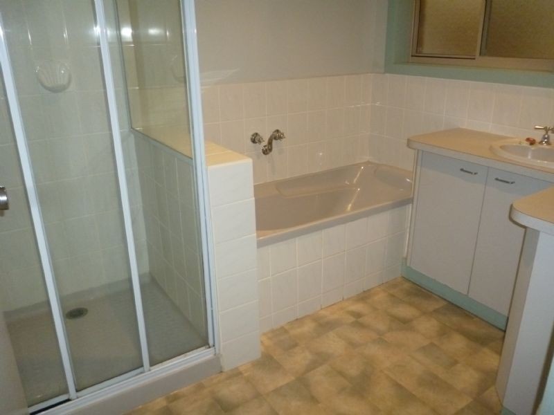 16 Tolley Avenue, Surf Beach VIC 3922