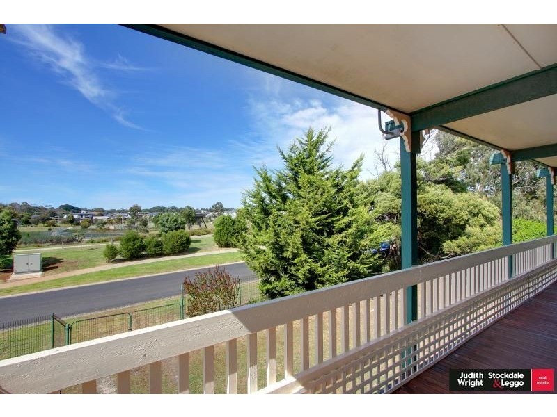 360 Settlement Rd, Cowes VIC 3922