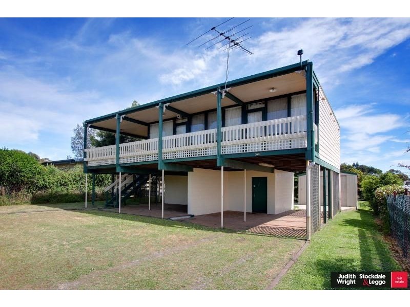360 Settlement Rd, Cowes VIC 3922