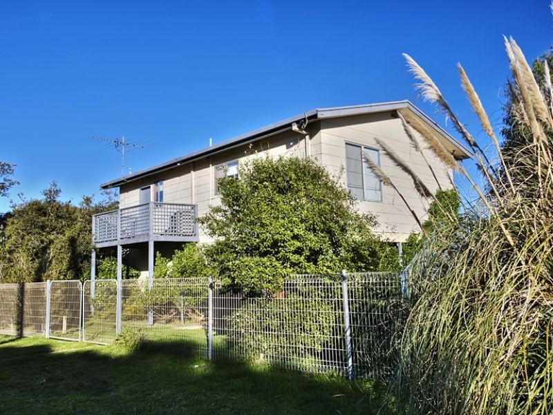34 Barramundi Avenue, Smiths Beach VIC 3922